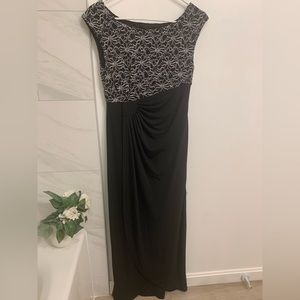 BLACK LACE FLOOR LENGTH DRESS | Elegant/Formal | Size 6 | NWOT